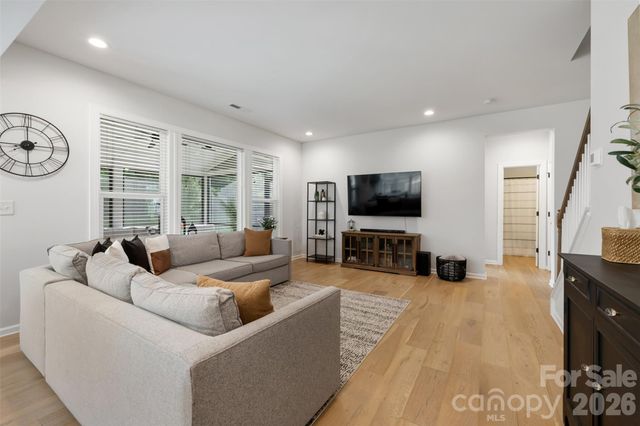 7007 Kingfisher Way, Belmont, NC 28012