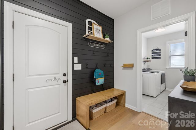 7007 Kingfisher Way, Belmont, NC 28012