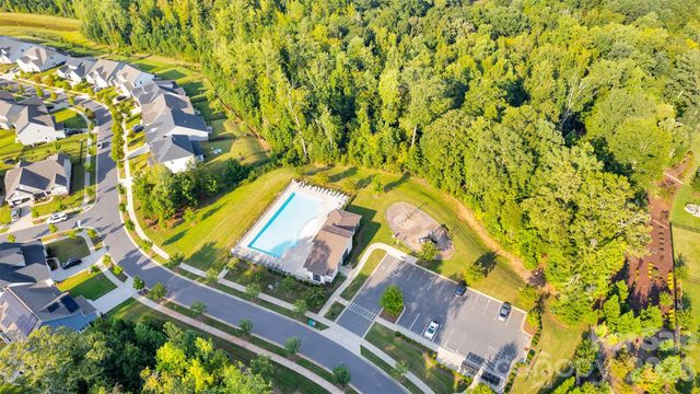 7007 Kingfisher Way, Belmont, NC 28012