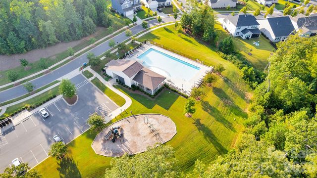 7007 Kingfisher Way, Belmont, NC 28012