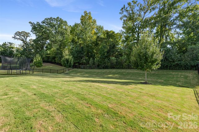 7007 Kingfisher Way, Belmont, NC 28012