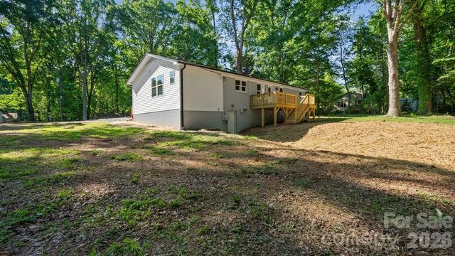 520 Summerow Road, Stanley, NC 28164
