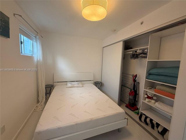 801 15th St 202, Miami Beach, FL 33139