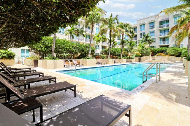 480 Hibiscus Street 821, West Palm Beach, FL 33401