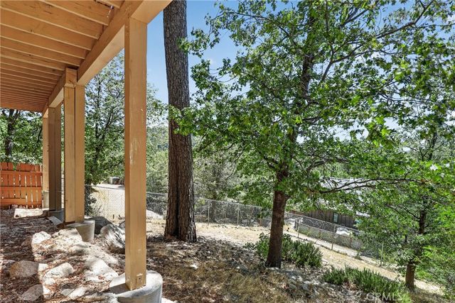 26695 Modoc, Lake Arrowhead, CA 92352
