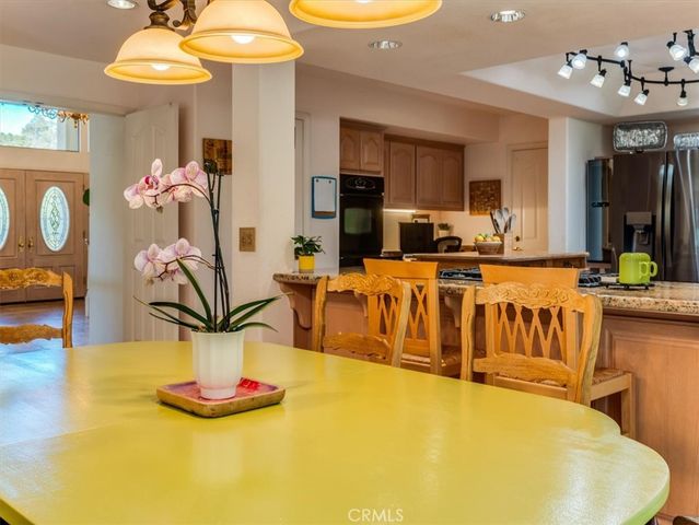 13940 Spring Meadow Lane, Atascadero, CA 93422