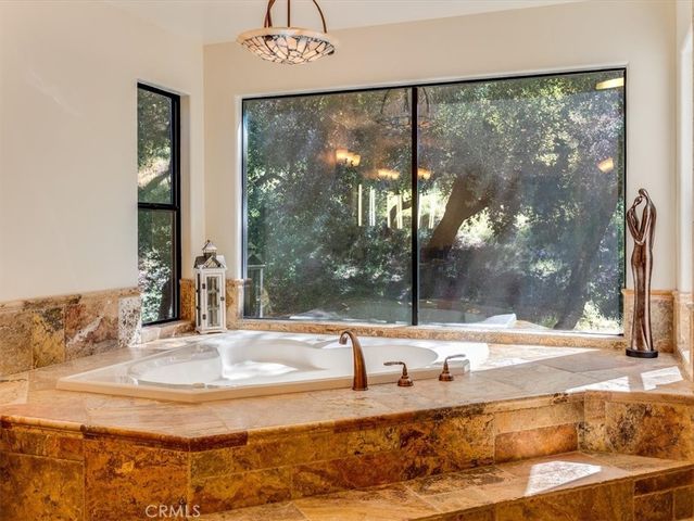 13940 Spring Meadow Lane, Atascadero, CA 93422