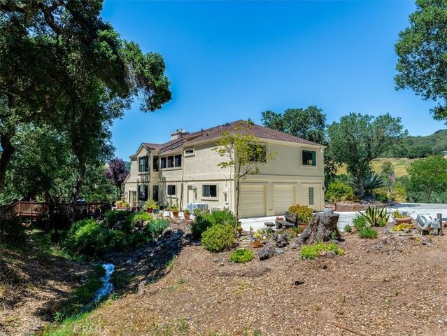 13940 Spring Meadow Lane, Atascadero, CA 93422