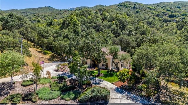 13940 Spring Meadow Lane, Atascadero, CA 93422