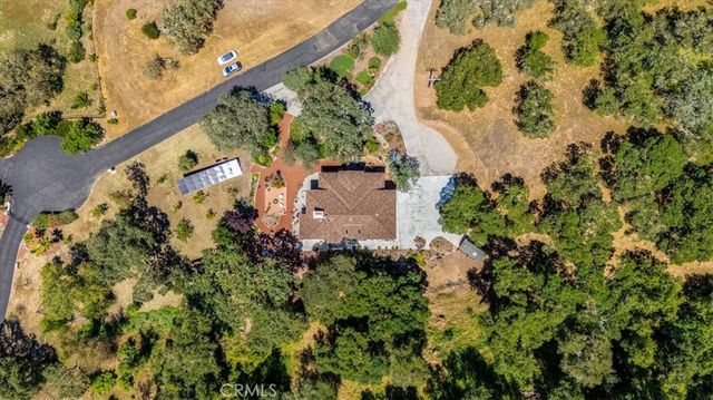 13940 Spring Meadow Lane, Atascadero, CA 93422