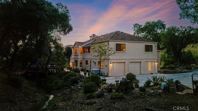 13940 Spring Meadow Lane, Atascadero, CA 93422