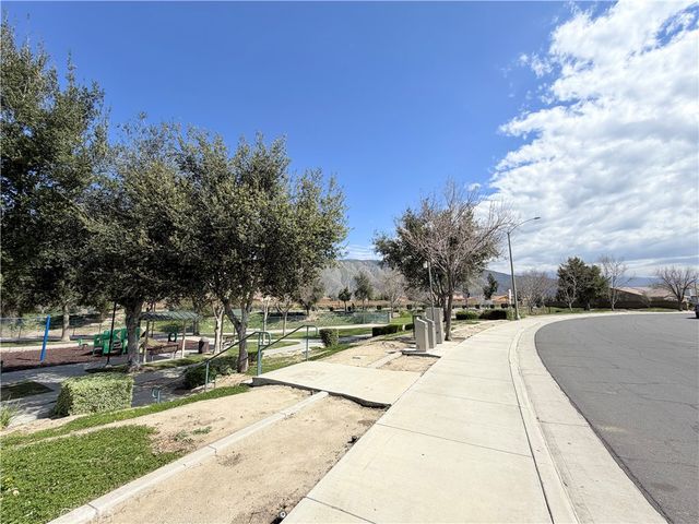 1726 Country Fair Court, San Jacinto, CA 92582