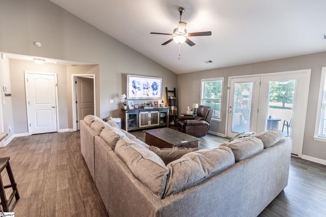 1080 Stoneham Circle, Anderson, SC 29626