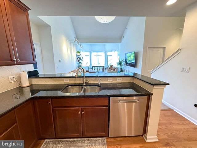 530 CARSON TER, Huntingdon Valley, PA 19006