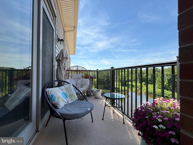 530 CARSON TER, Huntingdon Valley, PA 19006
