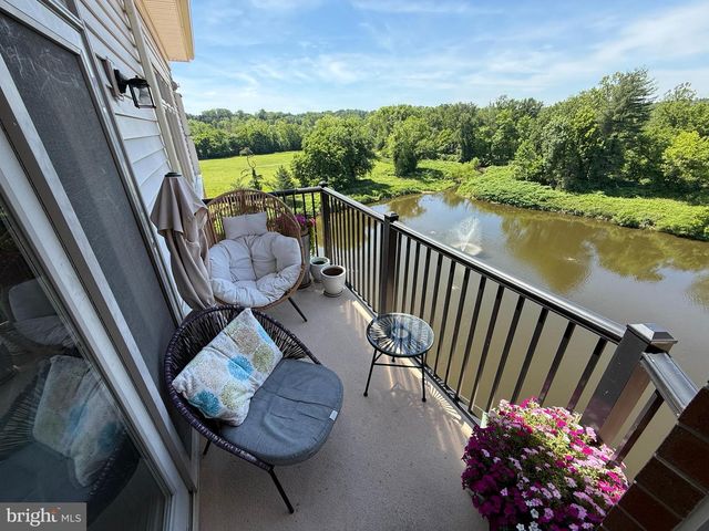 530 CARSON TER, Huntingdon Valley, PA 19006