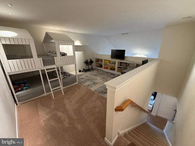 530 CARSON TER, Huntingdon Valley, PA 19006