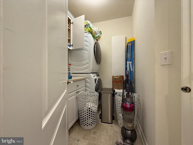 530 CARSON TER, Huntingdon Valley, PA 19006