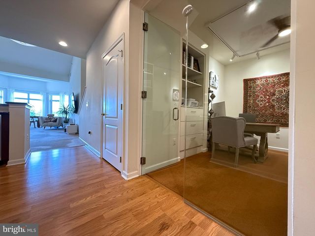 530 CARSON TER, Huntingdon Valley, PA 19006