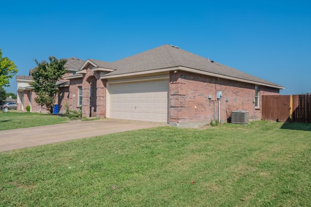 106 Robin Lane, Forney, TX 75126