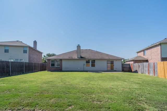 106 Robin Lane, Forney, TX 75126