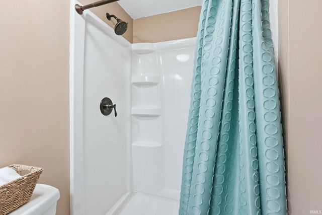 6087 County Road 11A Road, Auburn, IN 46706