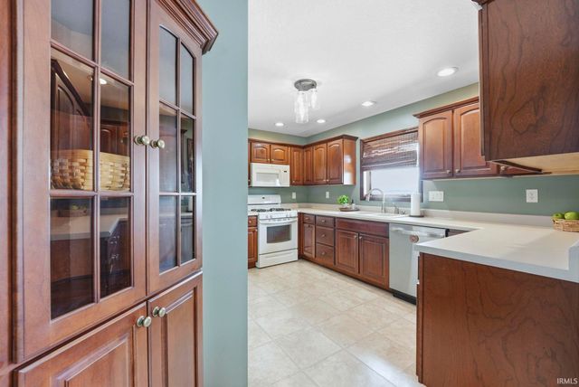 6087 County Road 11A Road, Auburn, IN 46706