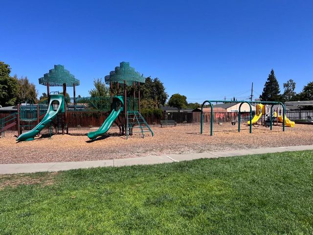3165 Fitzpatrick Drive, Concord, CA 94519