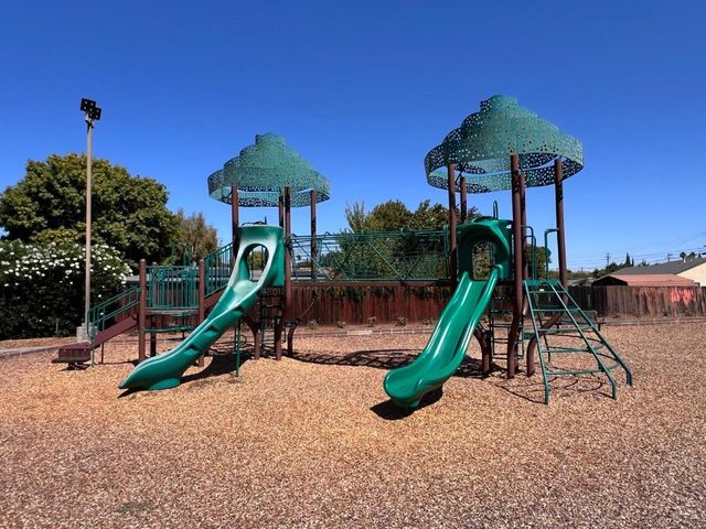 3165 Fitzpatrick Drive, Concord, CA 94519