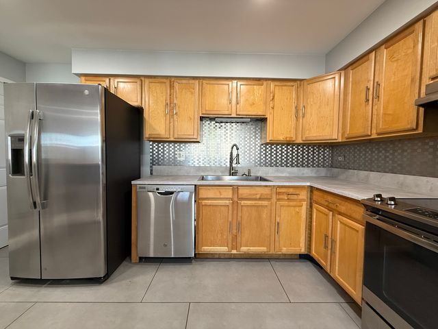 1101 Harlem Avenue S 301, Forest Park, IL 60130