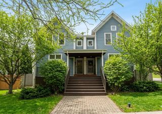 1847 N Vel R Phillips AVENUE #B, Milwaukee, WI 53212