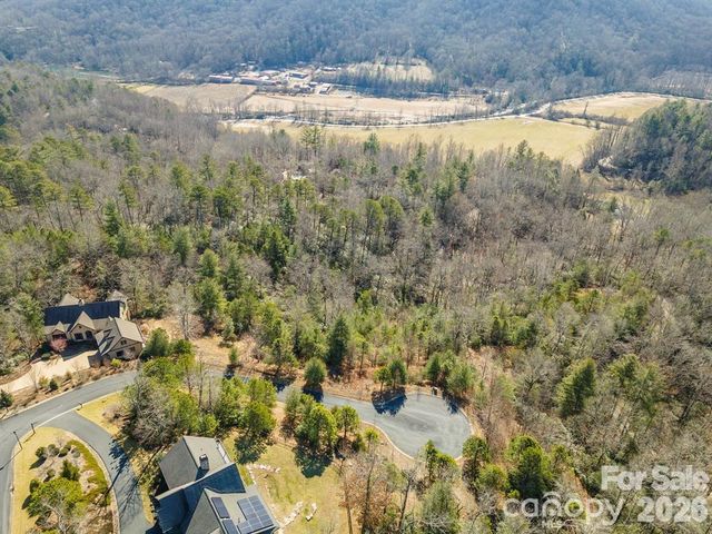 9999 Woodhen Way 138 & 139, Horse Shoe, NC 28742