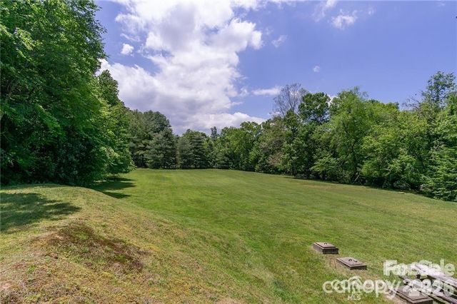 9999 Woodhen Way 138 & 139, Horse Shoe, NC 28742