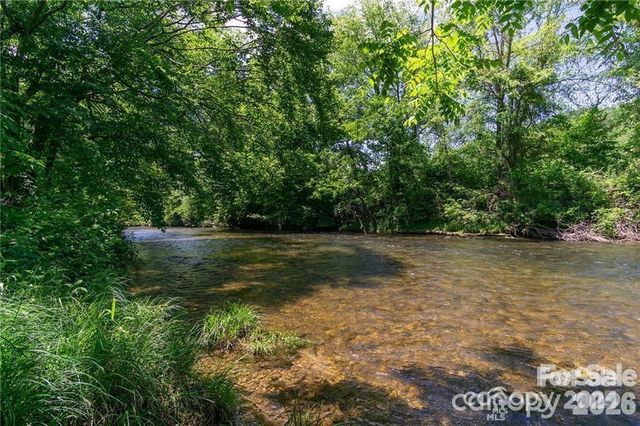 9999 Woodhen Way 138 & 139, Horse Shoe, NC 28742