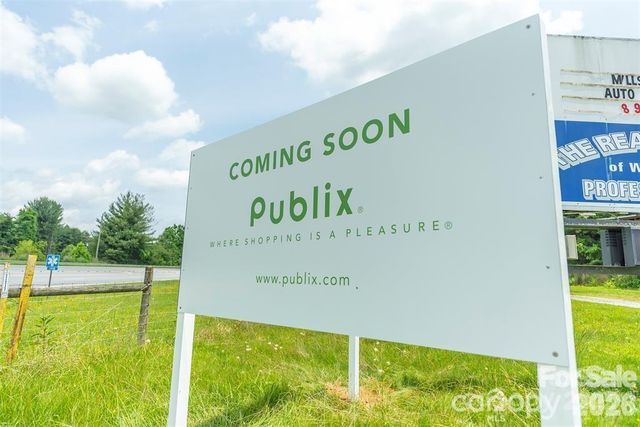 9999 Woodhen Way 138 & 139, Horse Shoe, NC 28742