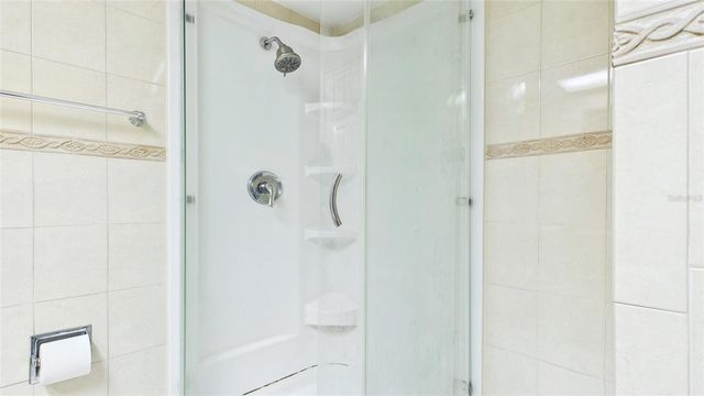 2122 TARPON LANDINGS DRIVE, Tarpon Springs, FL 34688