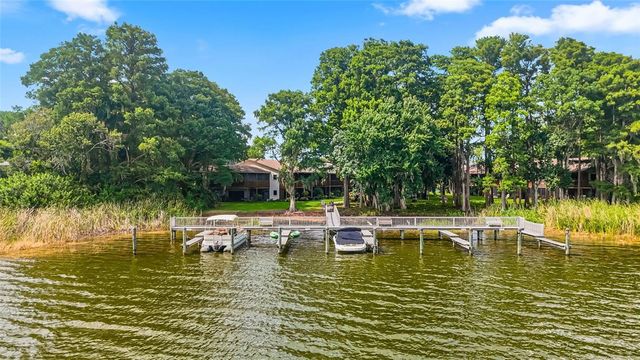 2122 TARPON LANDINGS DRIVE, Tarpon Springs, FL 34688