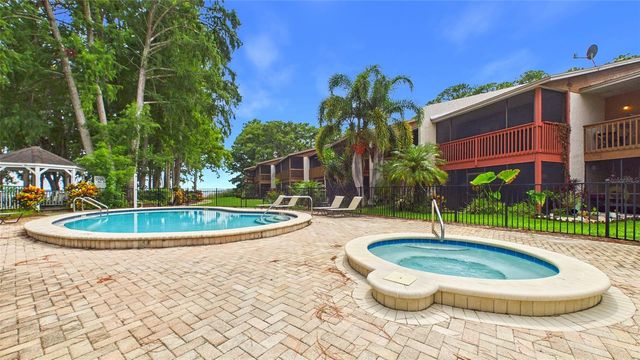 2122 TARPON LANDINGS DRIVE, Tarpon Springs, FL 34688