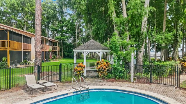 2122 TARPON LANDINGS DRIVE, Tarpon Springs, FL 34688