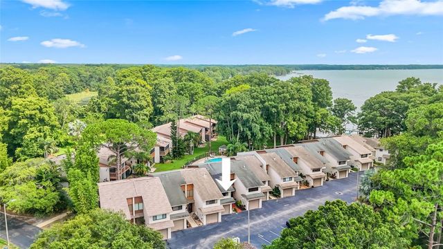 2122 TARPON LANDINGS DRIVE, Tarpon Springs, FL 34688