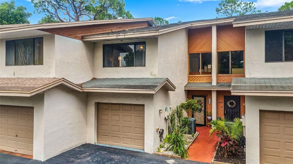 2122 TARPON LANDINGS DRIVE, Tarpon Springs, FL 34688