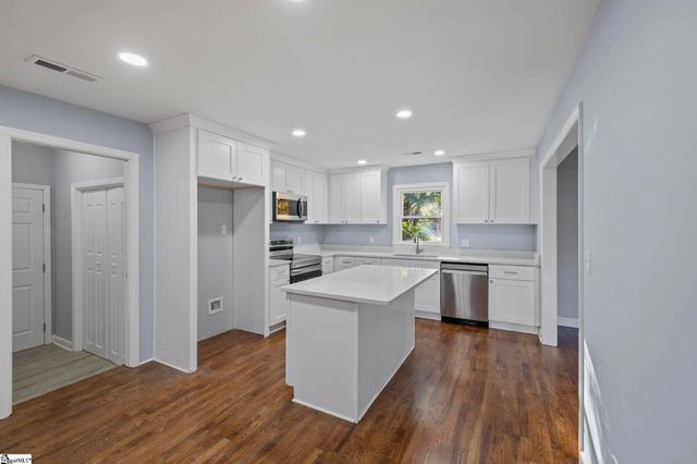 104 Sunline Place, Spartanburg, SC 29307