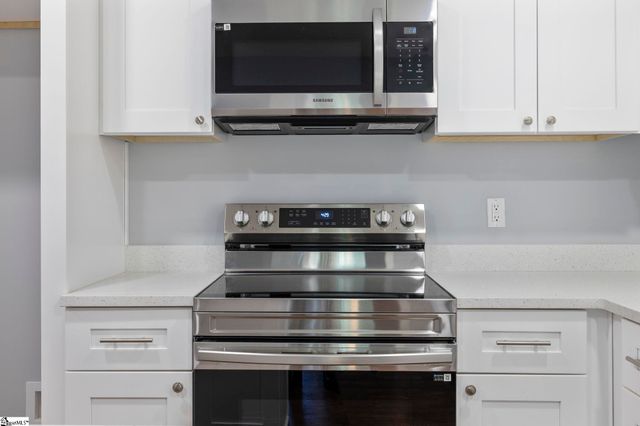 104 Sunline Place, Spartanburg, SC 29307