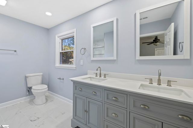 104 Sunline Place, Spartanburg, SC 29307