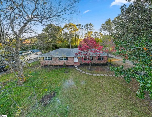 104 Sunline Place, Spartanburg, SC 29307