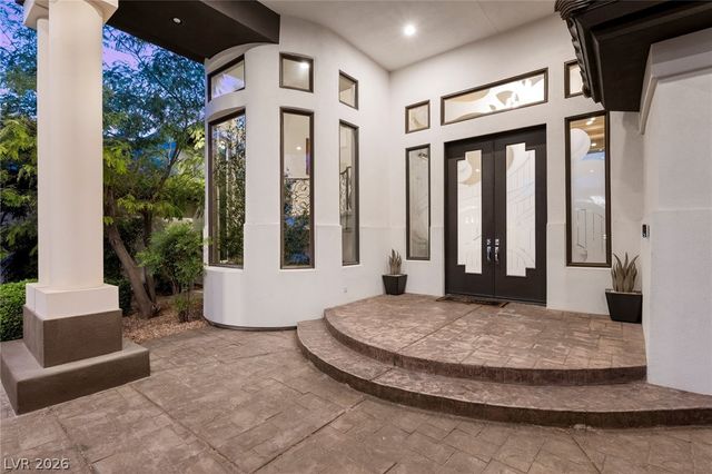 9708 Winter Palace Drive, Las Vegas, NV 89145