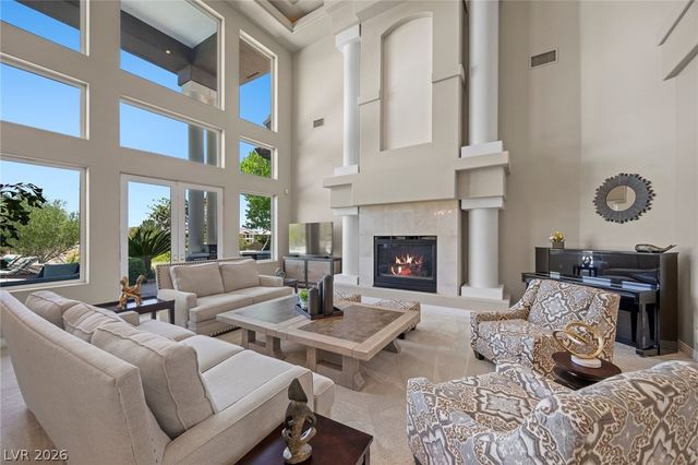 9708 Winter Palace Drive, Las Vegas, NV 89145