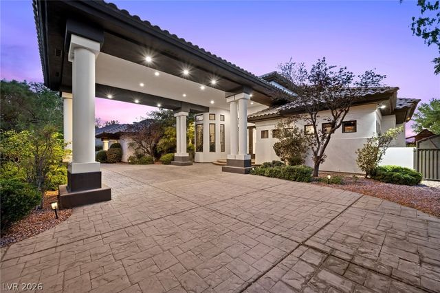 9708 Winter Palace Drive, Las Vegas, NV 89145