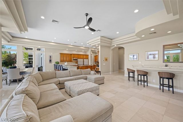 9708 Winter Palace Drive, Las Vegas, NV 89145