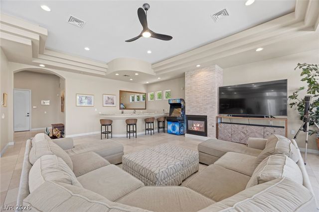 9708 Winter Palace Drive, Las Vegas, NV 89145